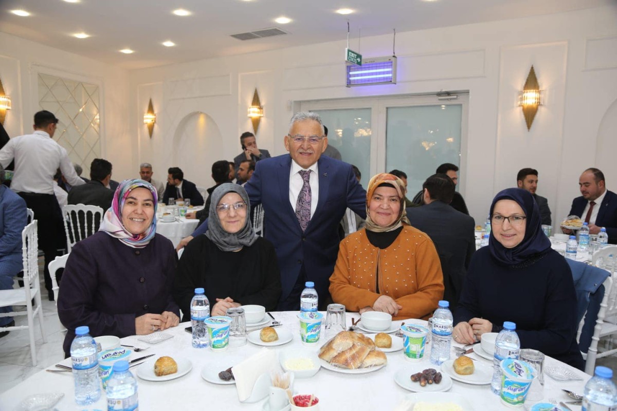 BAŞKAN BÜYÜKKILIÇ, TEŞKİLAT BULUŞMASI’NA KATILDI